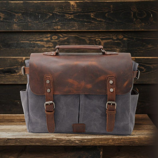 Canvas Crossbody Messenger Bag | PETERSBURG