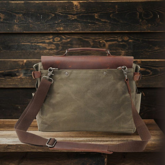 Canvas Crossbody Messenger Bag | PETERSBURG