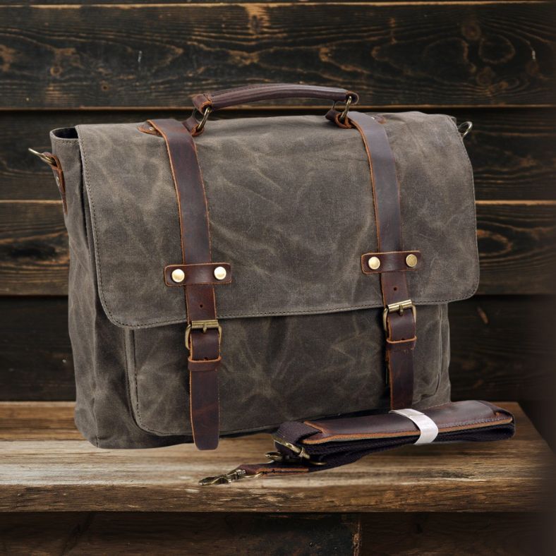 Canvas & Leather Messenger Bag | BRUGES